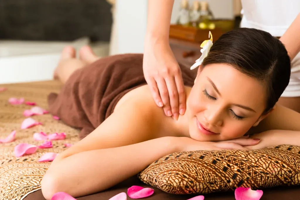 Spa package Anura Wellness Spa & Salon