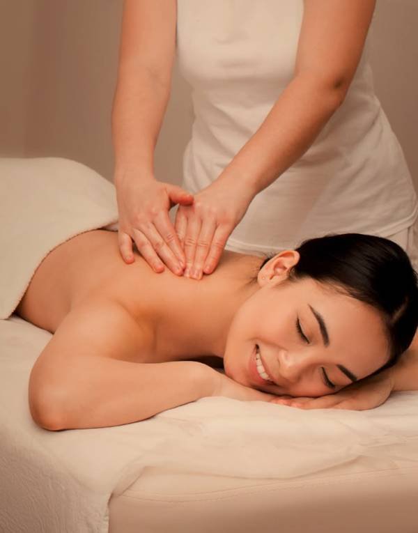 Embrace the Magic of Full Body Oil Massage